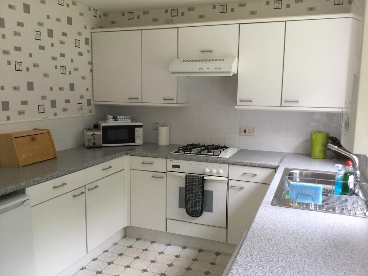 Castle Heather House Free Parking Инвернес Екстериор снимка